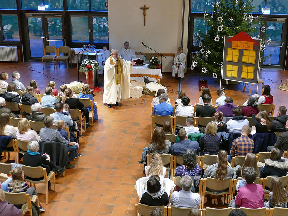 Kinderchristmette mit Krippenspiel (Foto: Karl-Franz Thiede)